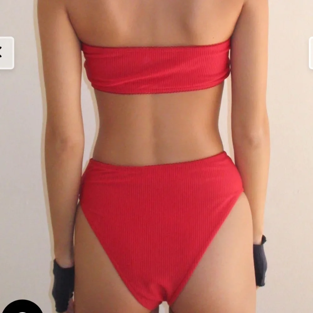 Frankie’s Bikinis Set | Top L Bottoms M